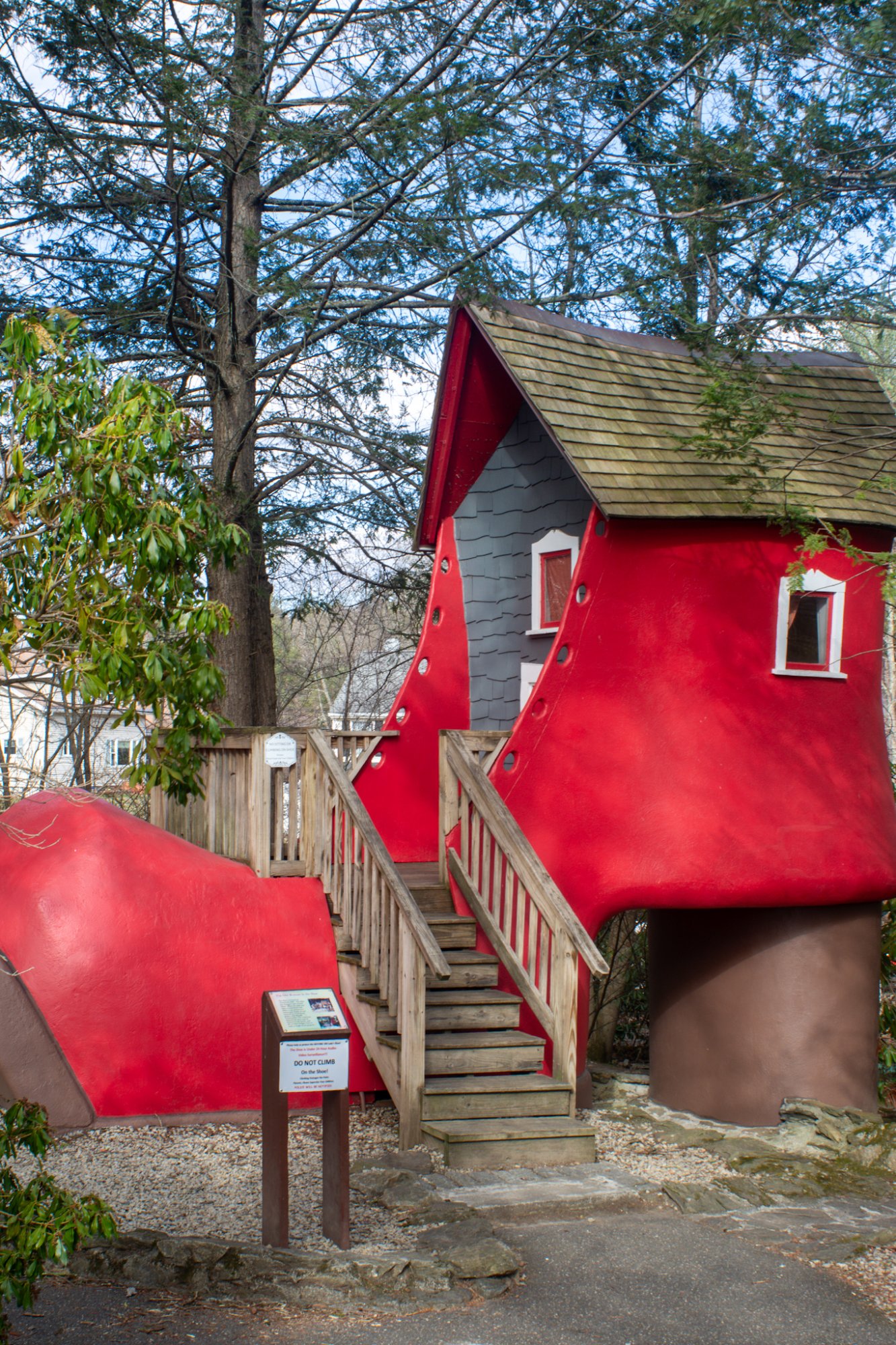 Red shoe house